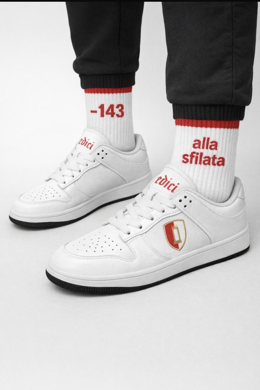 Scarpe rionali + calzini